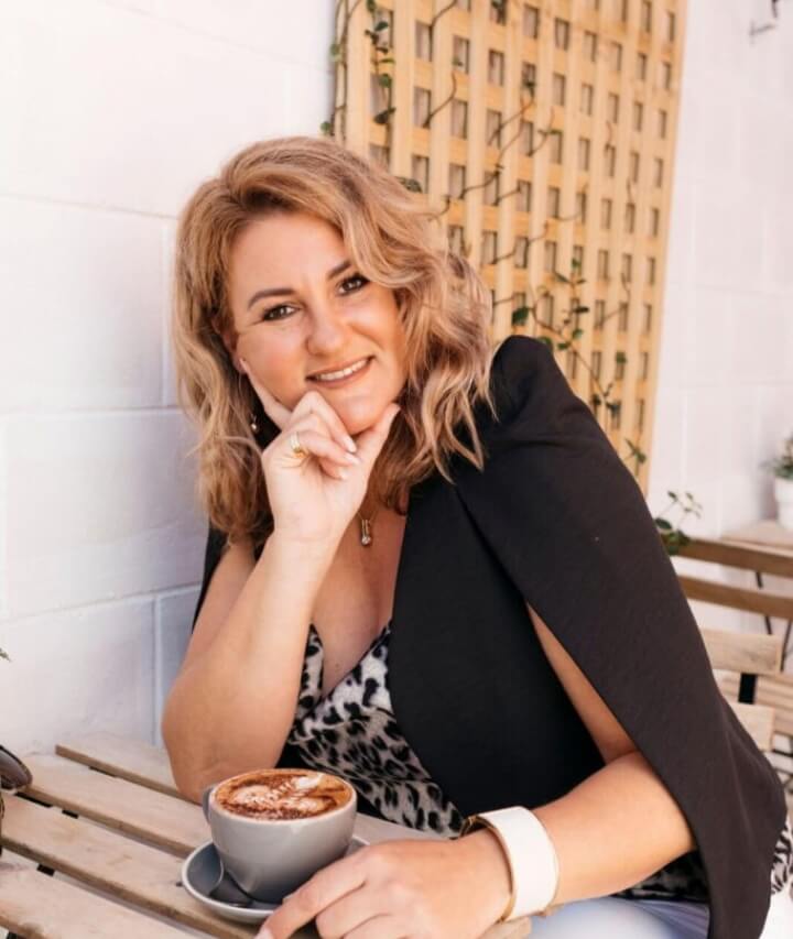 Image of Dianne with a coffee drink